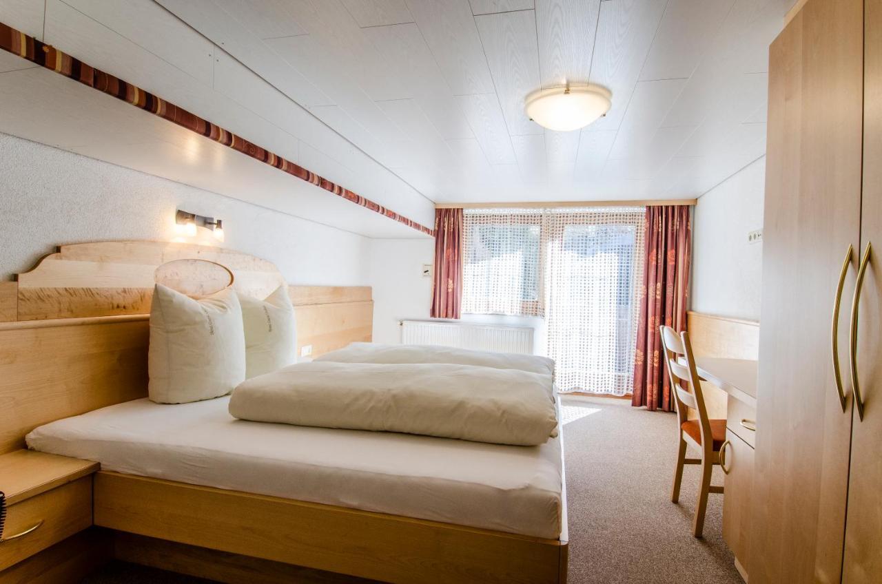 Hotel Garni Golfais 伊施格尔 外观 照片