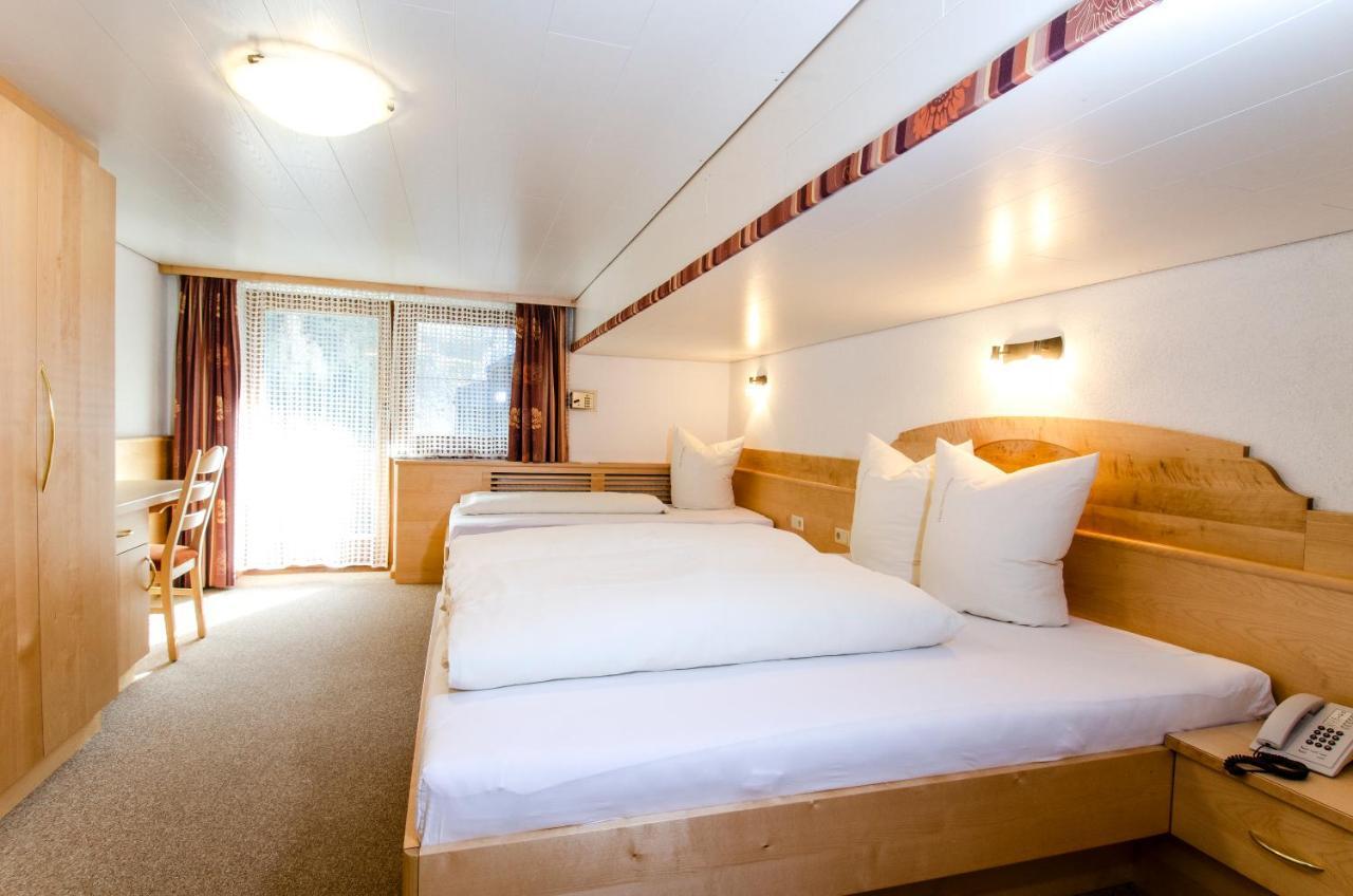 Hotel Garni Golfais 伊施格尔 外观 照片